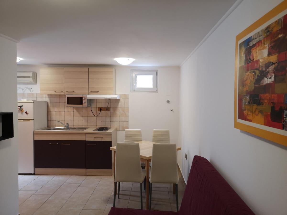 Apartment Sara อูมัค ภายนอก รูปภาพ